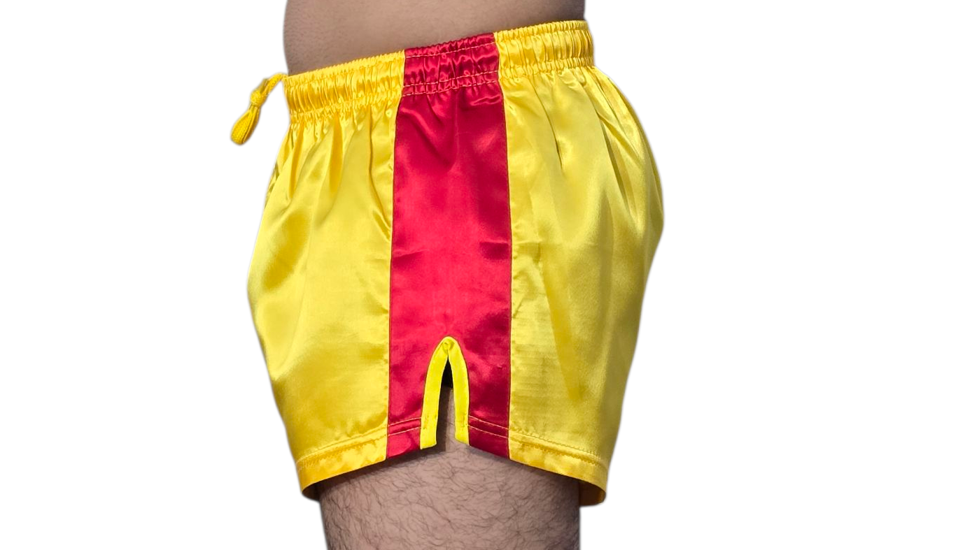 Retro Gelb mit Rot Satin Sport & Freizeit Shorts.