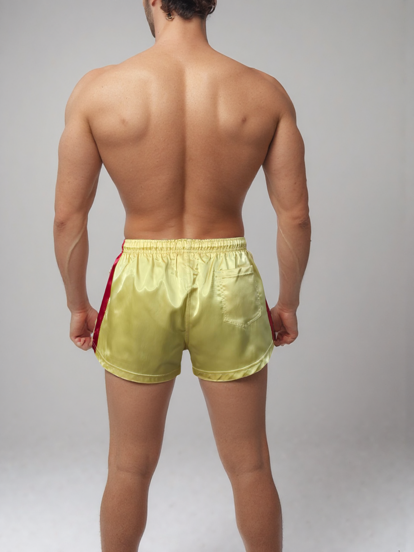 Retro Gold Red Satin Sport & Freizeit Shorts